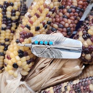 Beautiful NWOT Native American Navajo Turquoise & Sterling Feather Pendant 🪶 💙